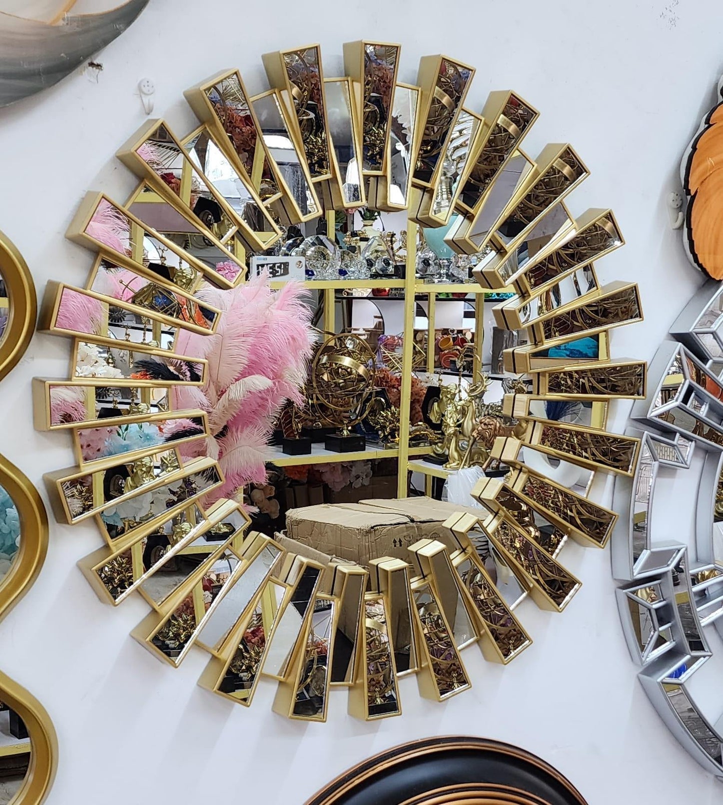 Modern Gold Round Decorative Mirror