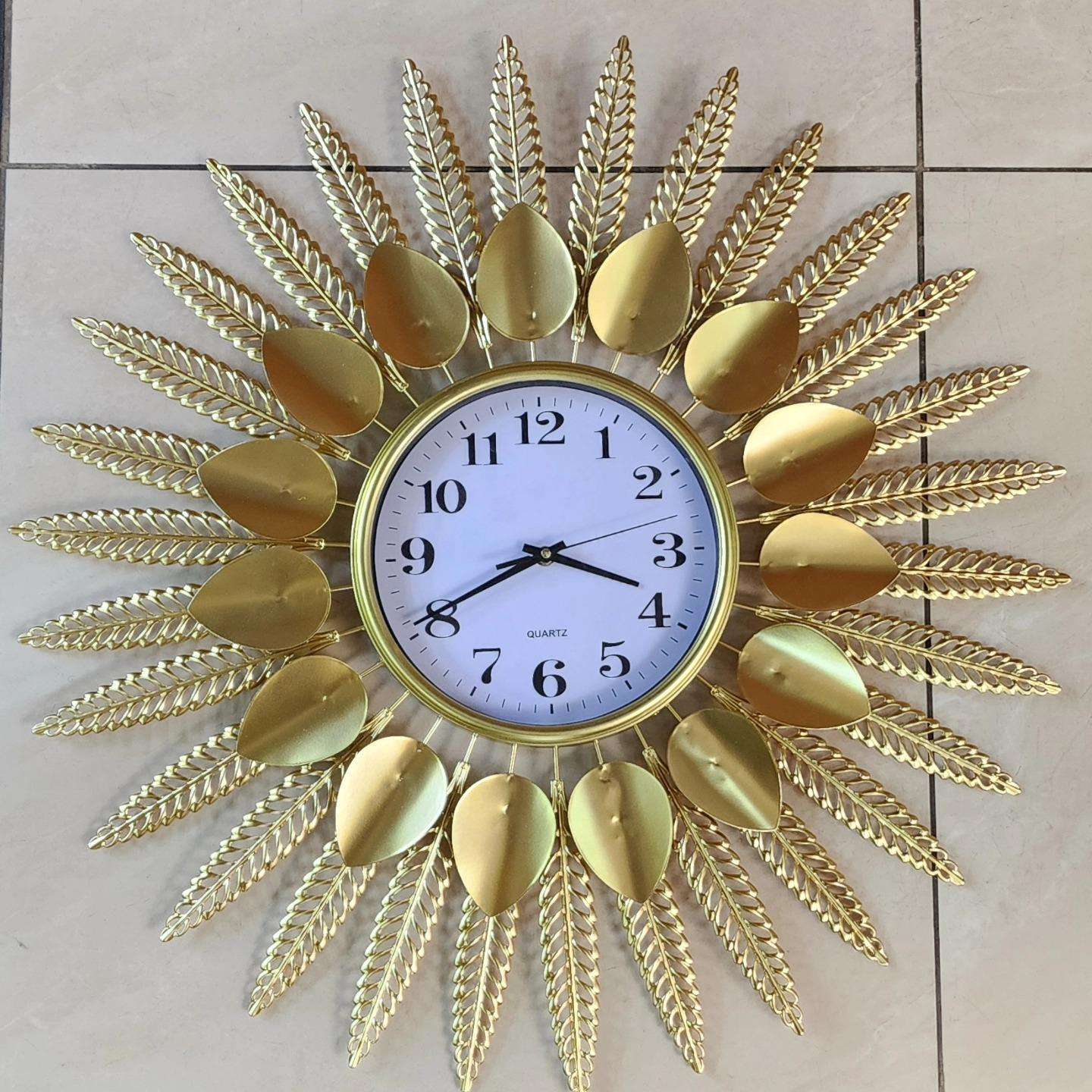 Wall clock