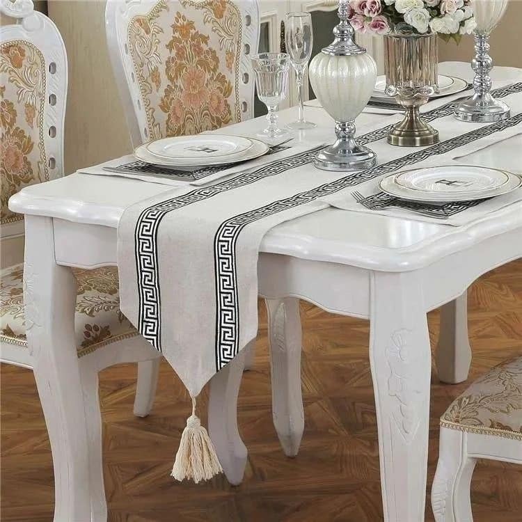 table runner, table mats