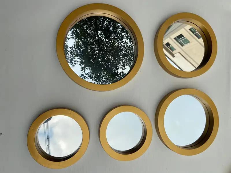 mirror