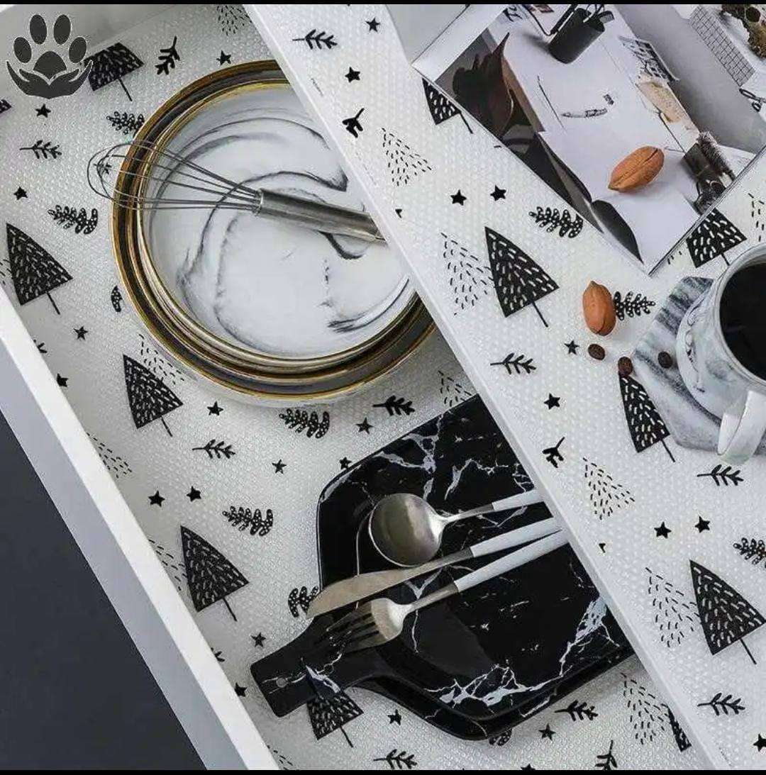 Non adhesive drawer liner, drawer mats, fridge mats, water proof mats