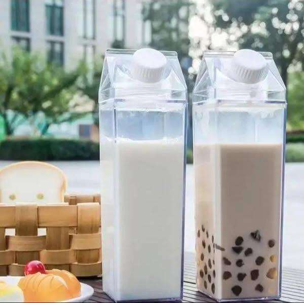 milk storage bottles