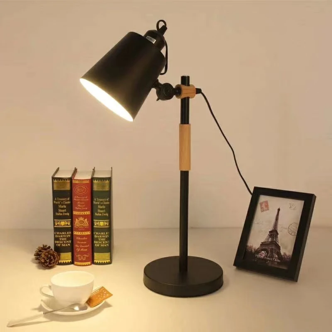 Desk lamp