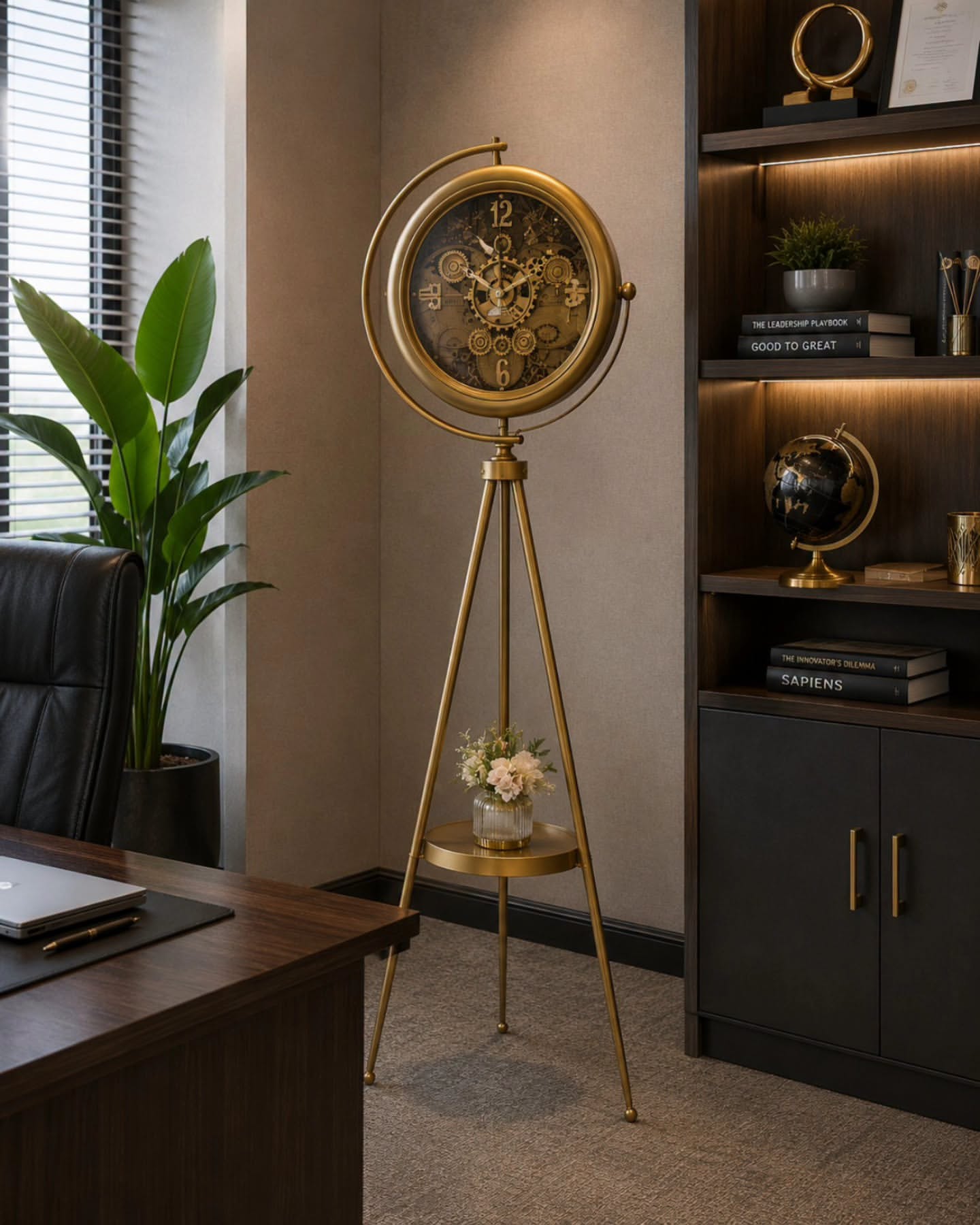 Tripod gears clock