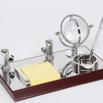 Desktop organizer